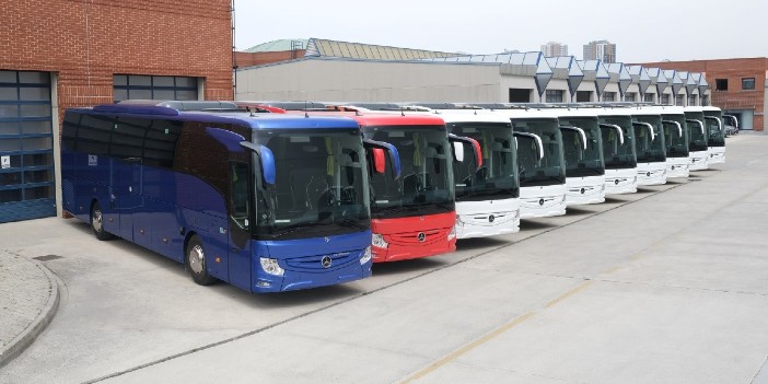 Mercedes-Benz Türk, teslimatlarına devam ediyor